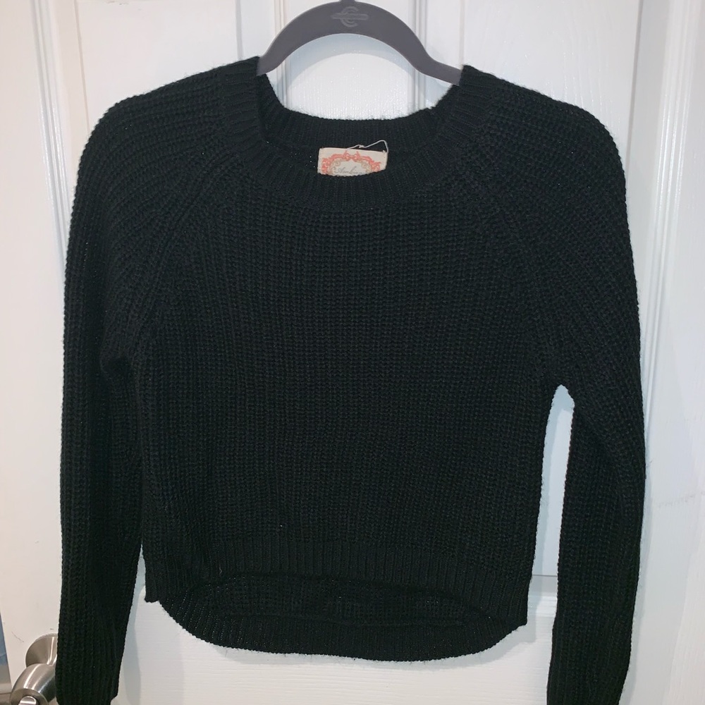 Black cropped sweater